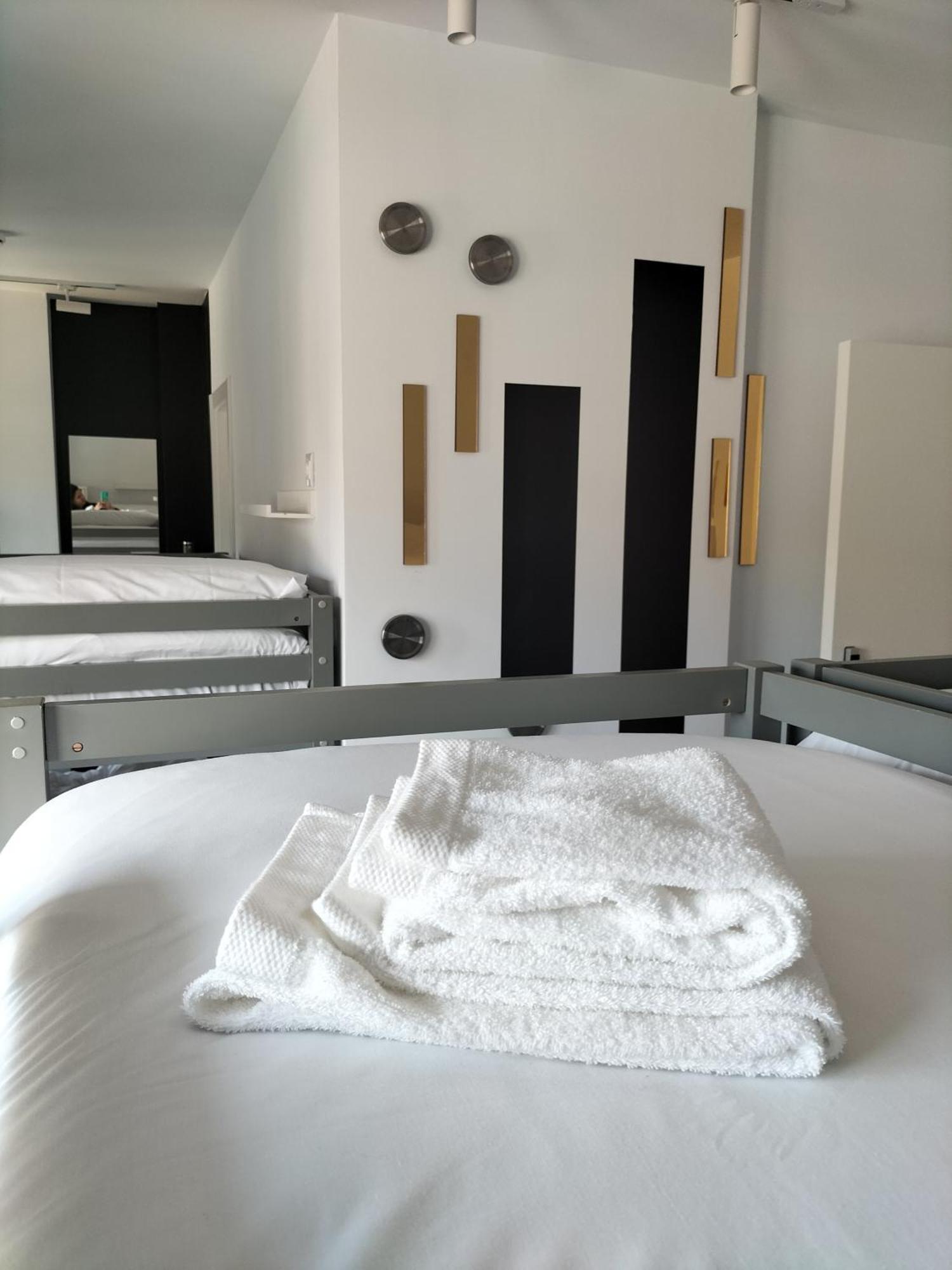 Hostel Alicante A-Cero Living Luaran gambar