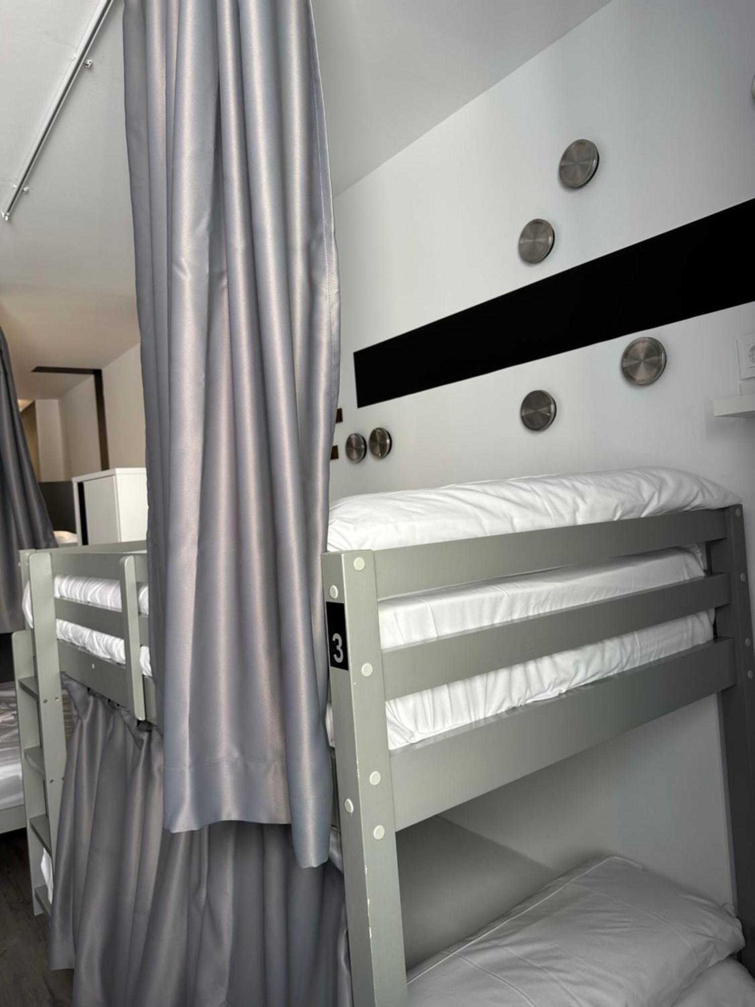 Hostel Alicante A-Cero Living Luaran gambar